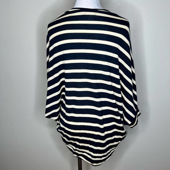 BCBGMaxAzria Sweater XS/SM Oversized Merino Wool Striped Dolman Batwing V-Neck - Picture 7 of 7